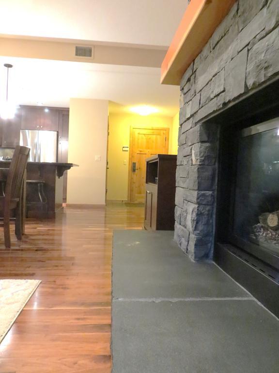 Luxury Canmore Vacations Pokój zdjęcie