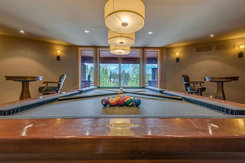 Luxury Canmore Vacations Pokój zdjęcie